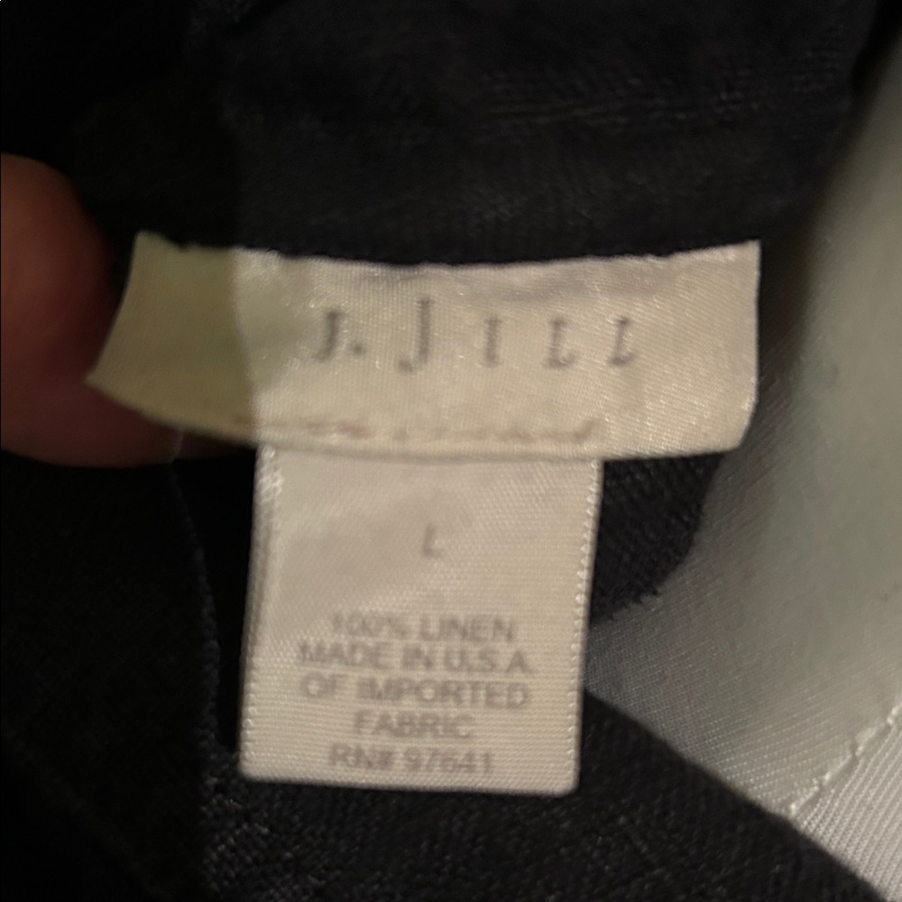 J. Jill Black LINEN Blazer with Unique Button Design - Picture 2 of 6